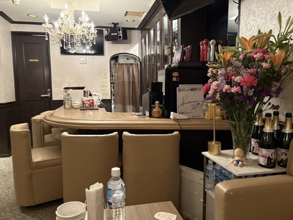 リカリカ （ricarica）内装画像