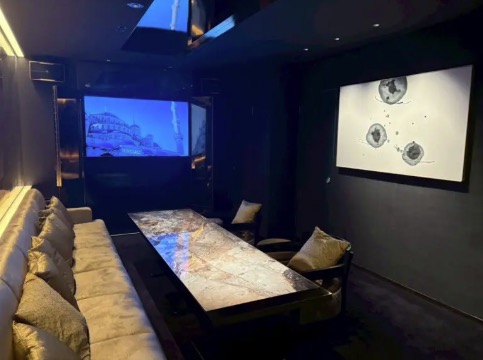 月ノ湊 （ツキノソウ）内装画像