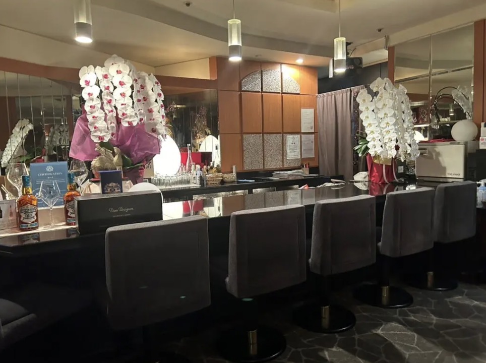 ルーナ （Luna）内装画像