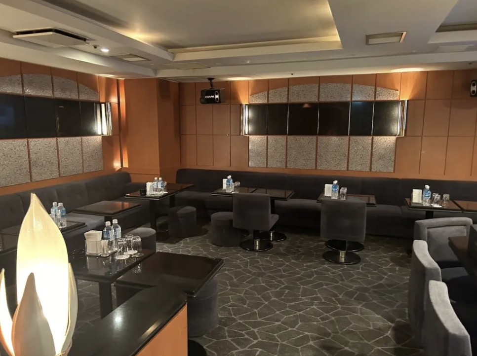 ルーナ （Luna）内装画像