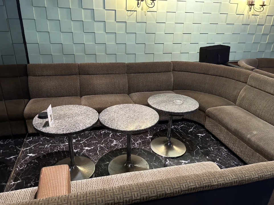 エリアワン （Area-1）内装画像