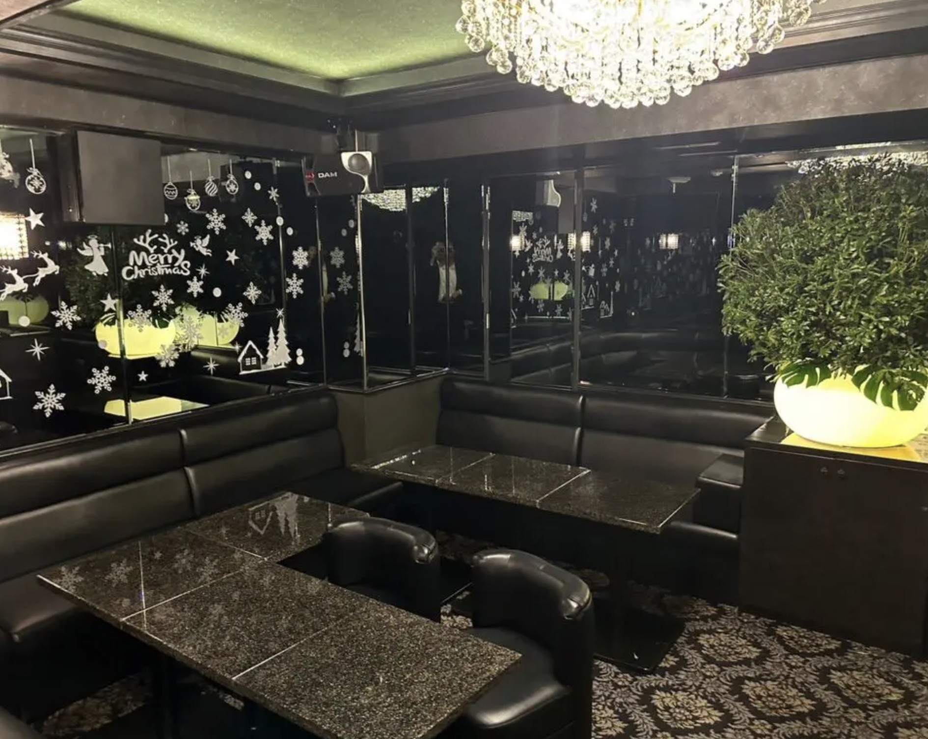 雫 （シズク）内装画像