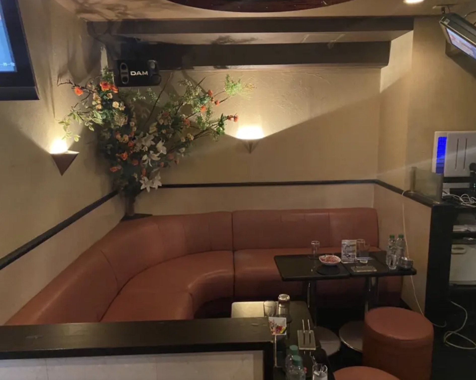 朧月 （オボロヅキ）内装画像