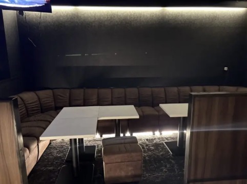 ラグーン （Lagoon）内装画像