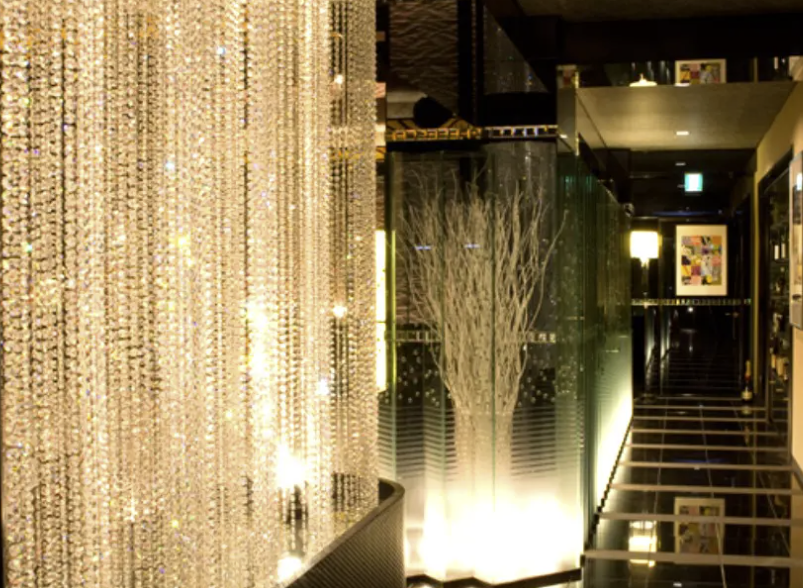 【求人告知】六本木ニュース｜ラウンジ並みに働きやすい“キャバクラ”