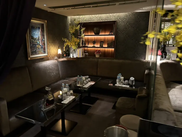 2026年新規OPEN。働きやすさ重視の銀座高級クラブ。